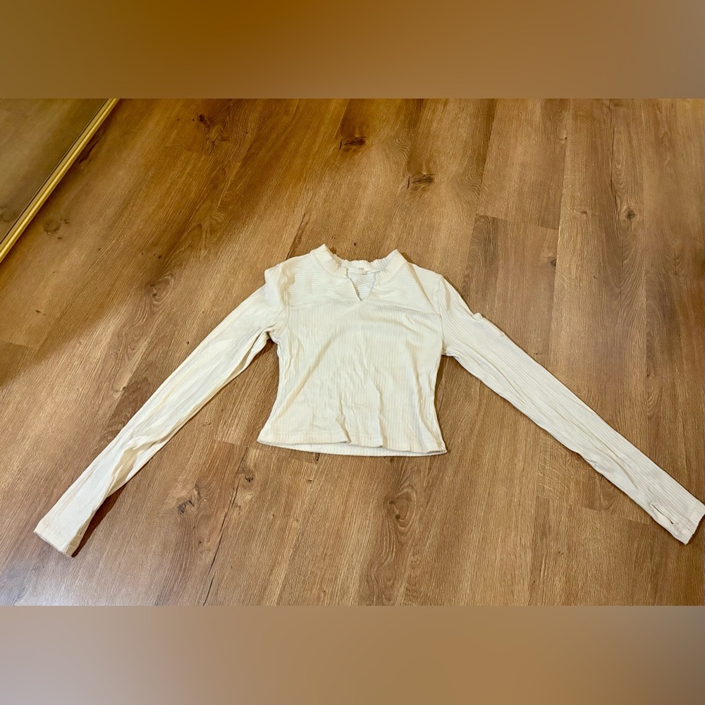 Cream Long Sleeve Women's workout Top